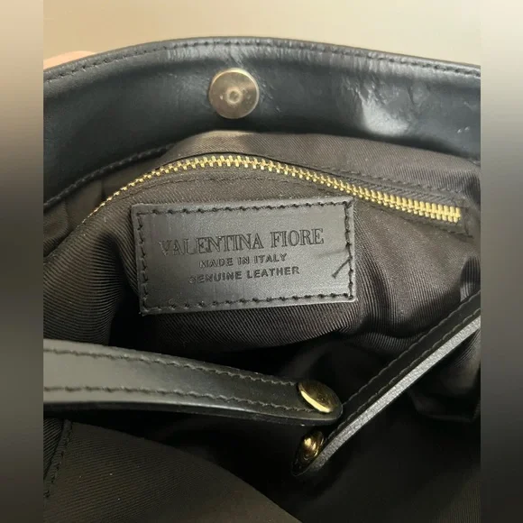 Valentina Fiore Woven Italian Leather
Bucket Handbag - Picture 6 of 7